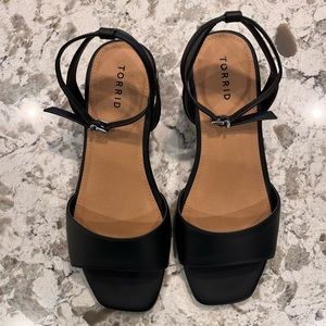 Lucite Block Heel Sandal (WW)